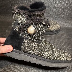 UGG Black and Gray Tweed Boots